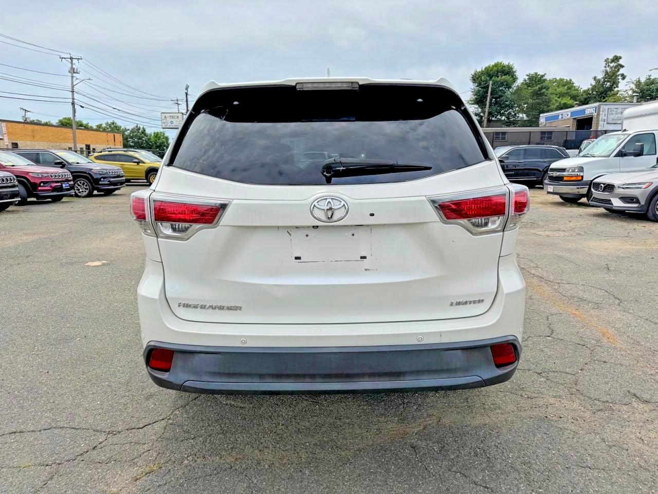 2015 Toyota Highlander Limited Platinum Белый vin: 5TDYKRFH2FS110262