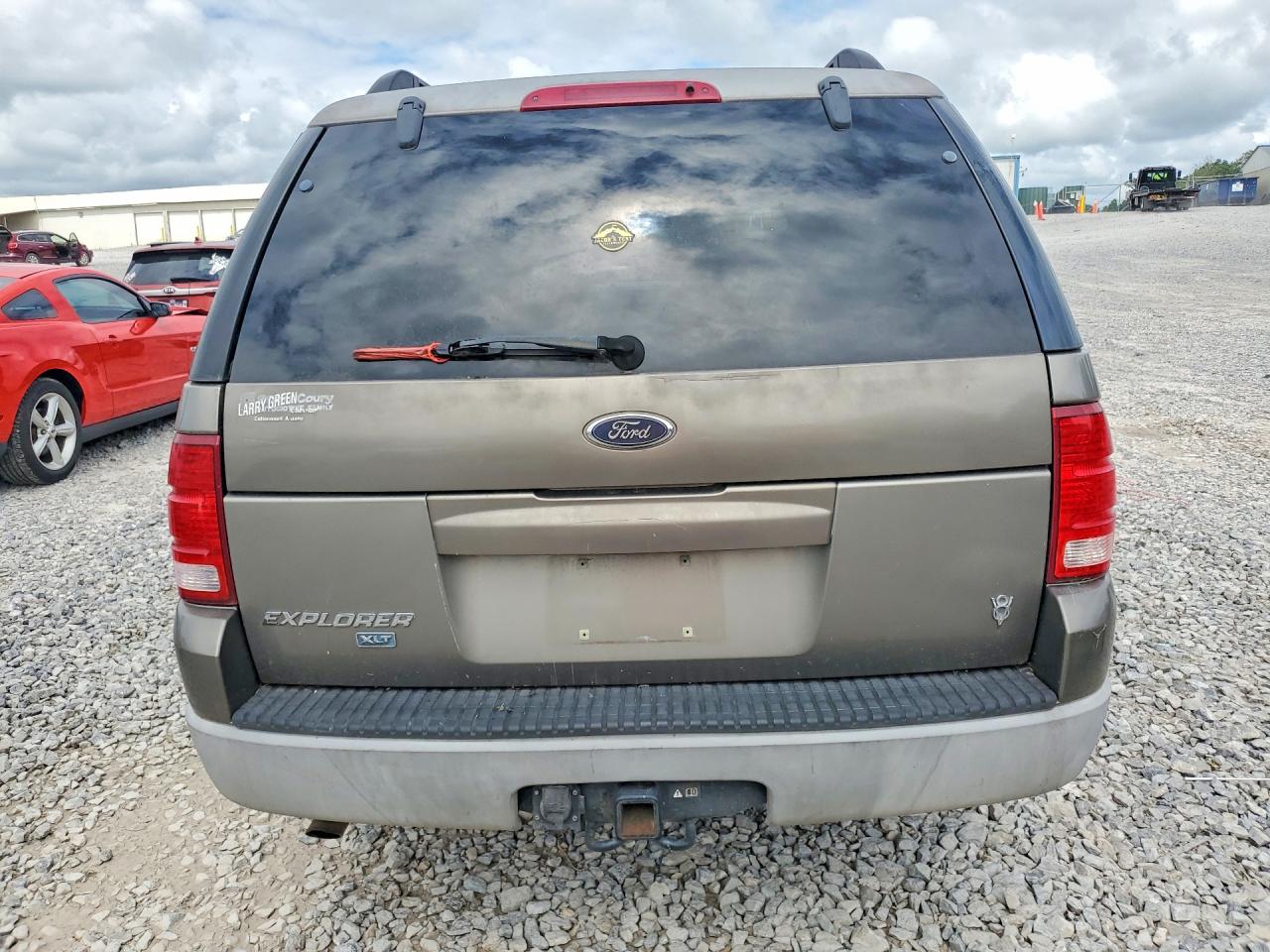 2002 Ford Explorer Xlt Beige vin: 1FMZU63W12ZB26764