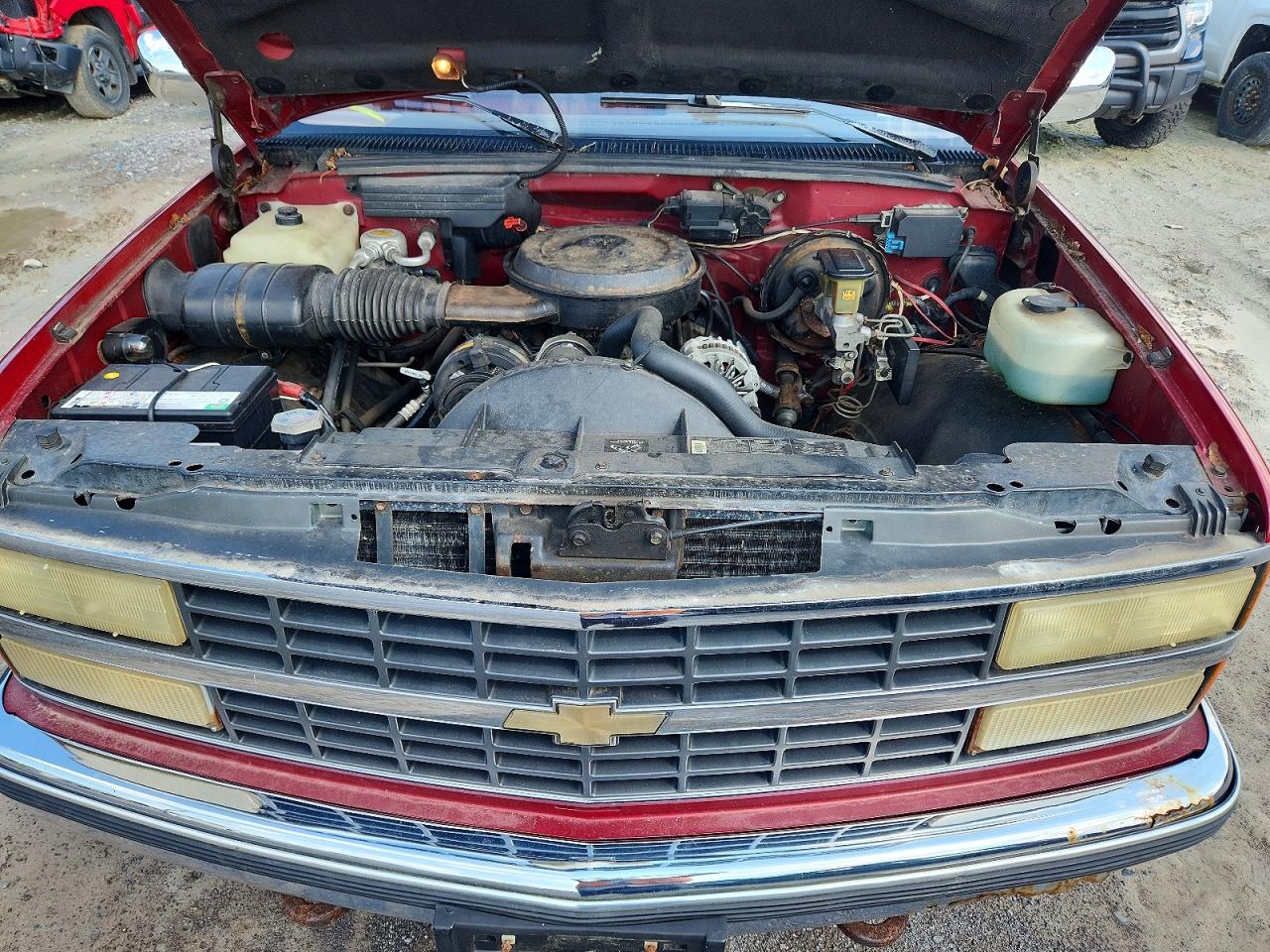 1990 Chevrolet Gmt-400 K1500 Maroon vin: 2GCEK19K8L1120356