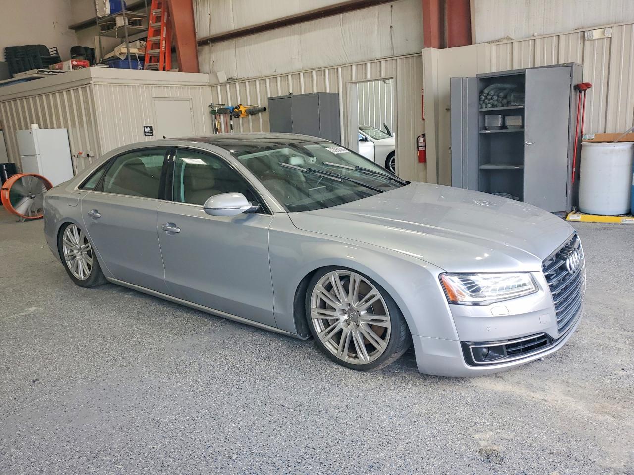 2015 Audi A8 L Quattro Silver vin: WAU32AFD0FN029353