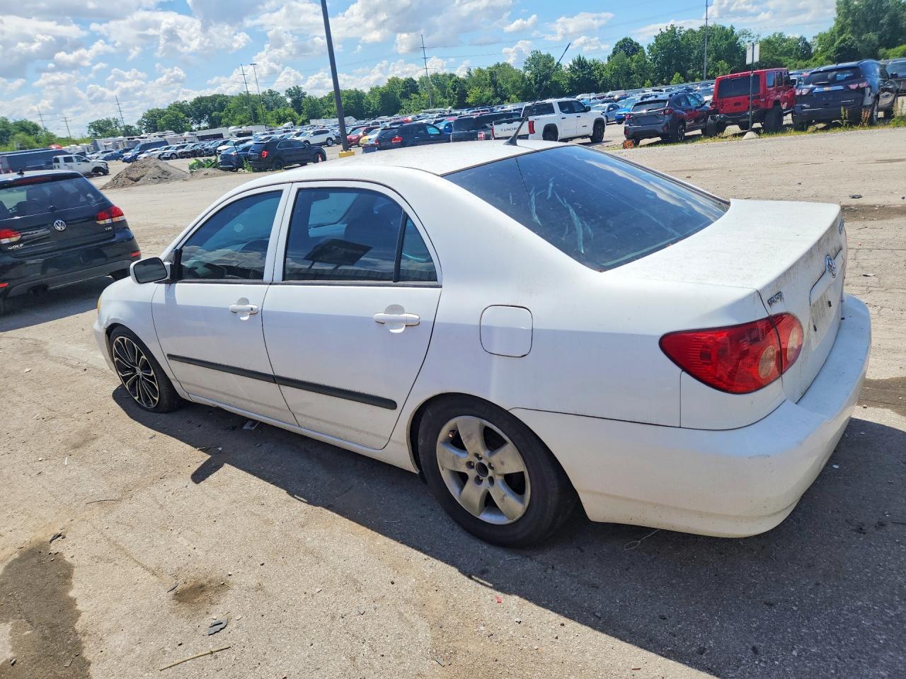 2005 Toyota Corolla Ce White vin: 1NXBR32E55Z482212