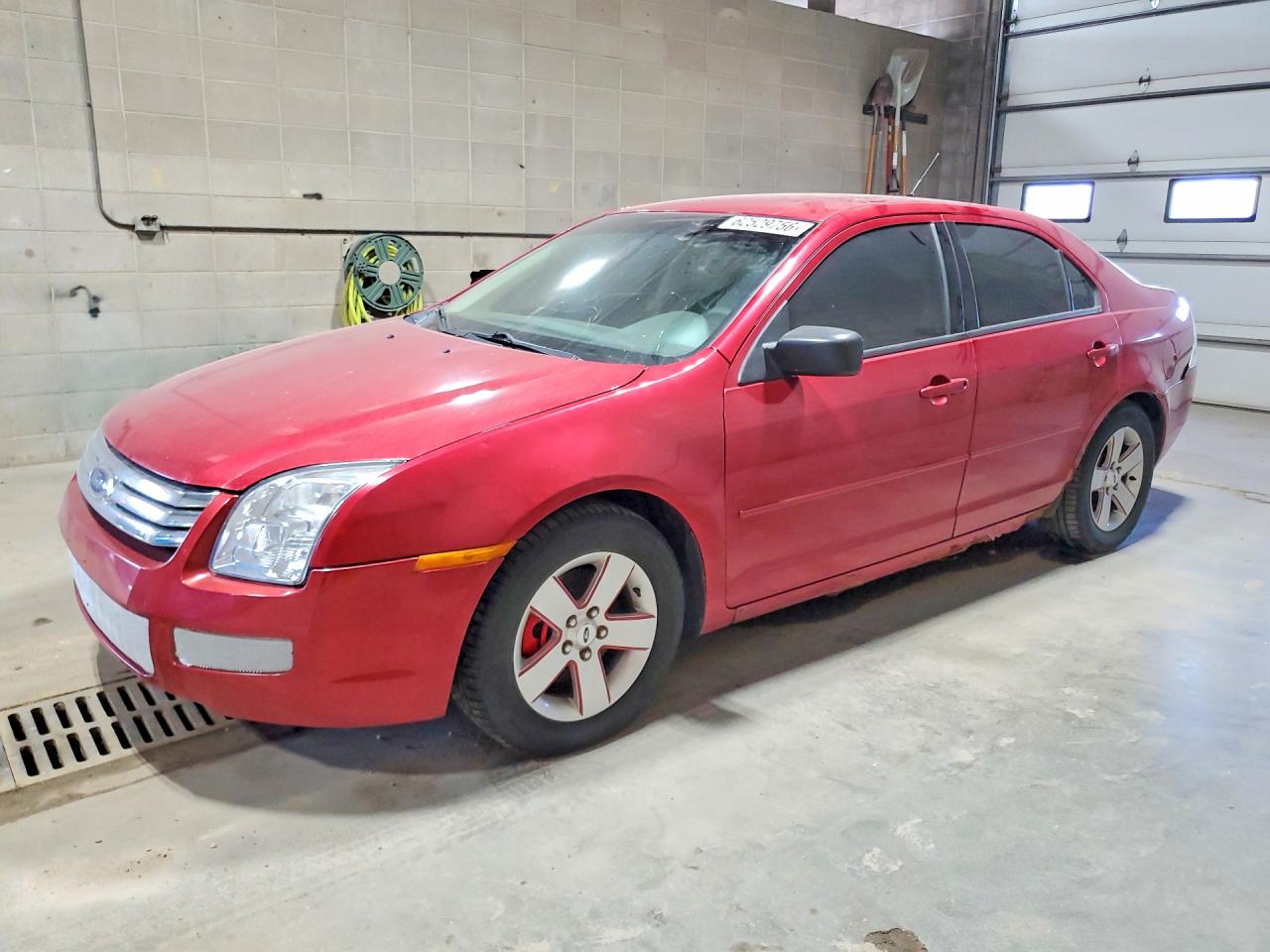 2009 Ford Fusion S Красный vin: 3FAHP06Z59R186089