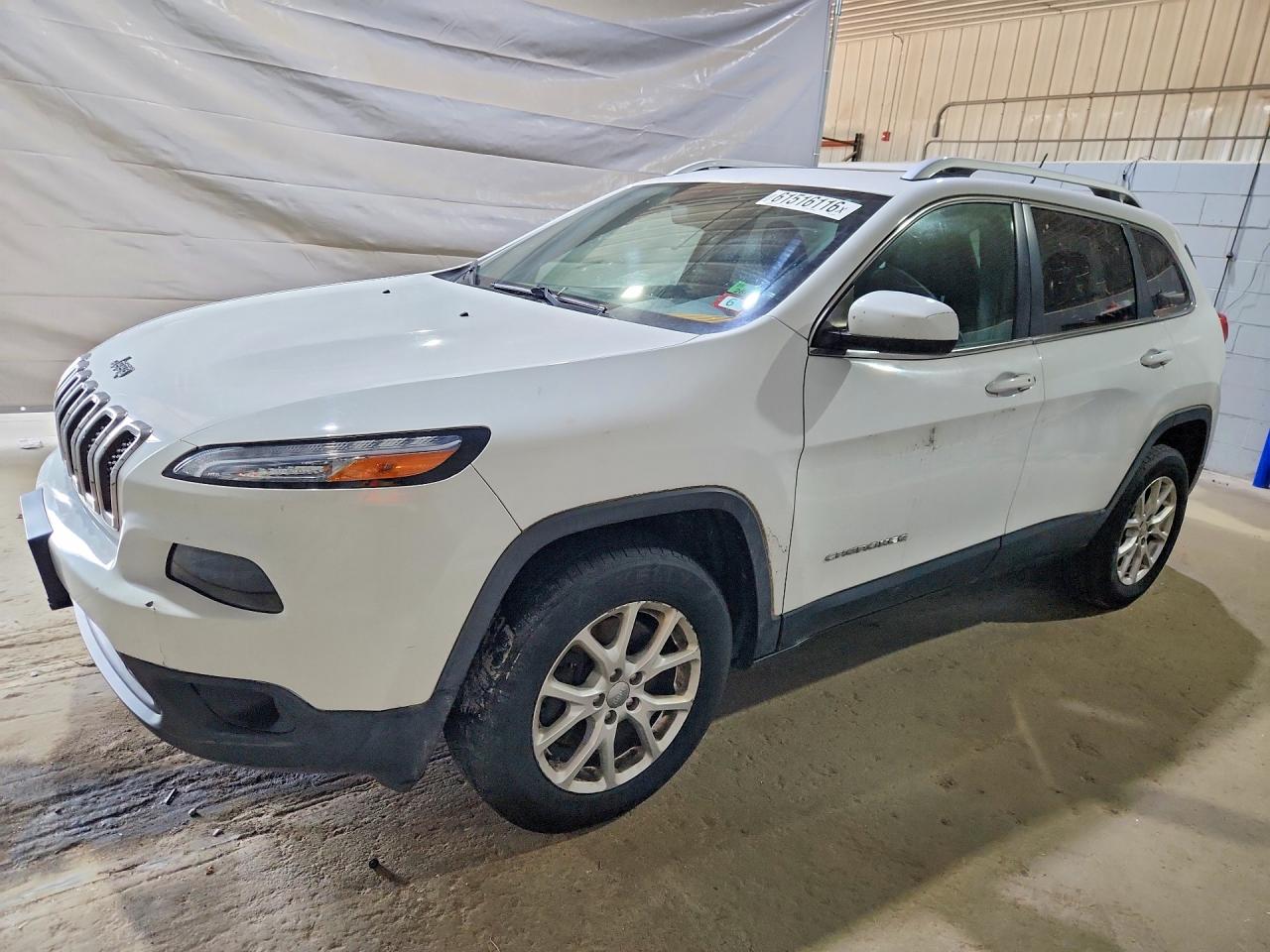 2015 Jeep Cherokee Latitude White vin: 1C4PJMCB0FW635239