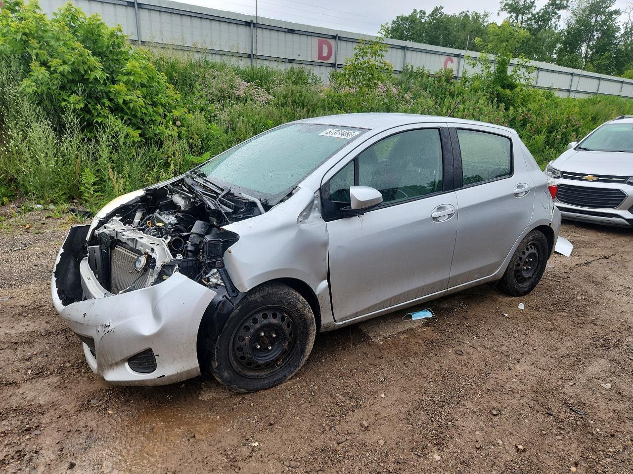 2012 Toyota Yaris 5-door L Gray vin: JTDKTUD38CD514378