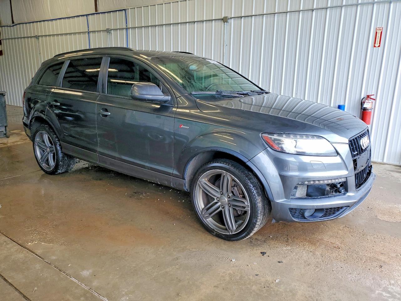 2015 Audi Q7 Prestige Charcoal vin: WA1DGAFEXFD027403