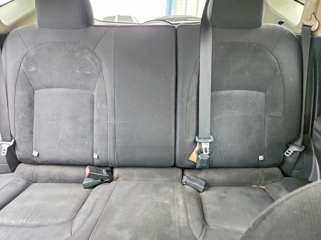 2010 Nissan Rogue S Silver vin: JN8AS5MV9AW143484