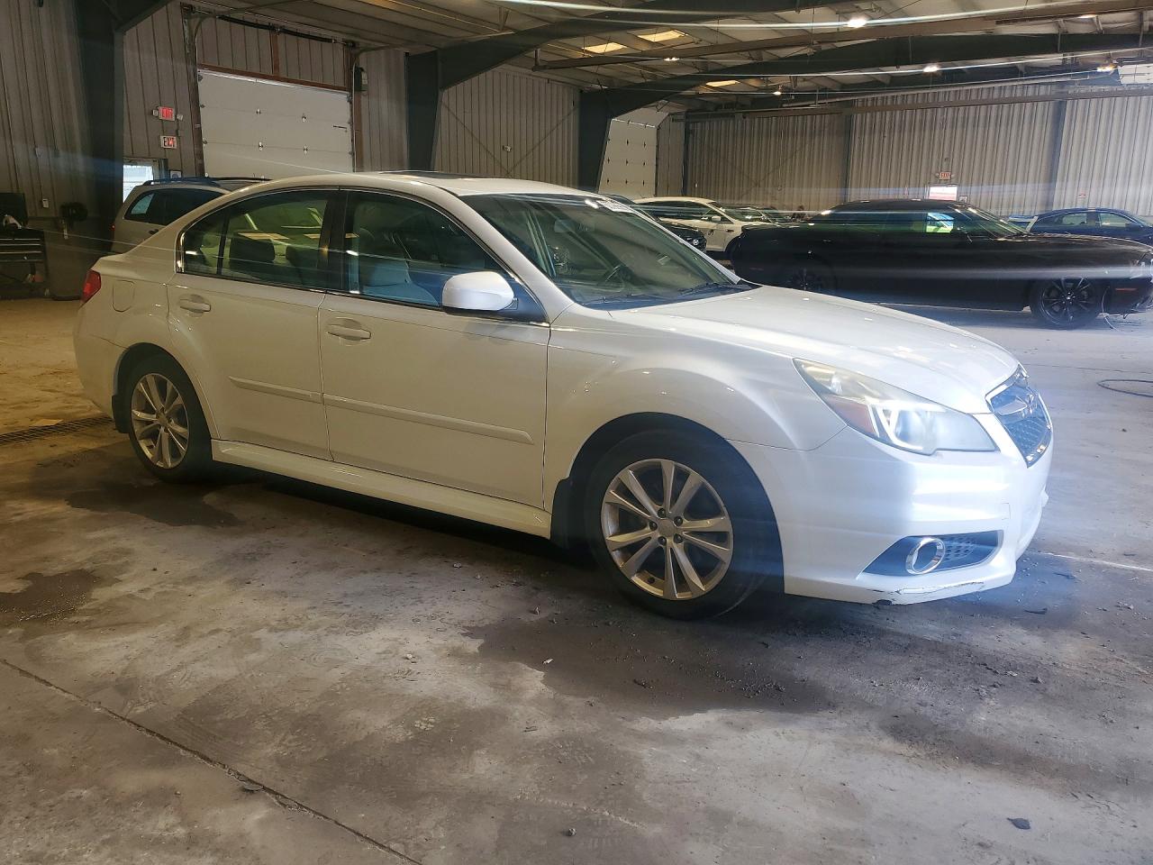 2013 Subaru Legacy 2.5i Premium White vin: 4S3BMBG68D3005650