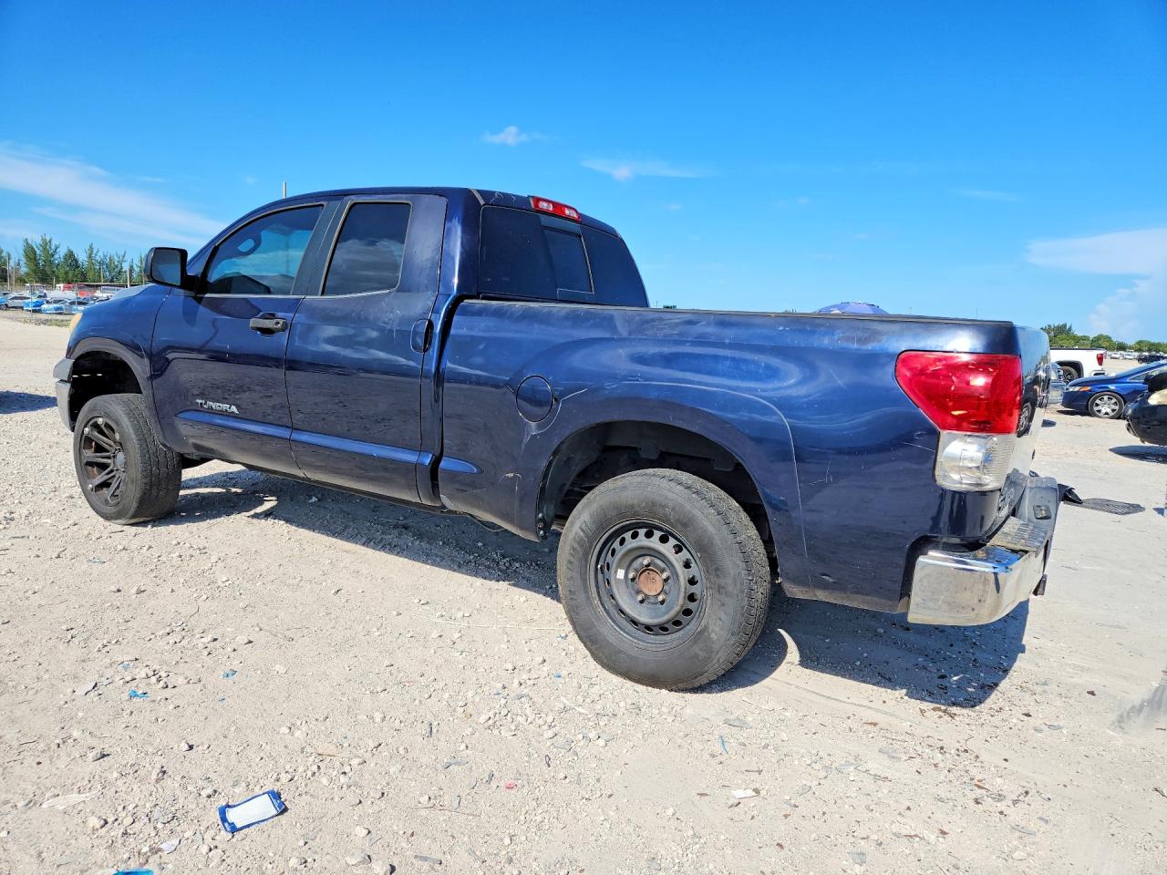 2012 Toyota Tundra Double Cab Sr5 Blue vin: 5TFUM5F19CX037045