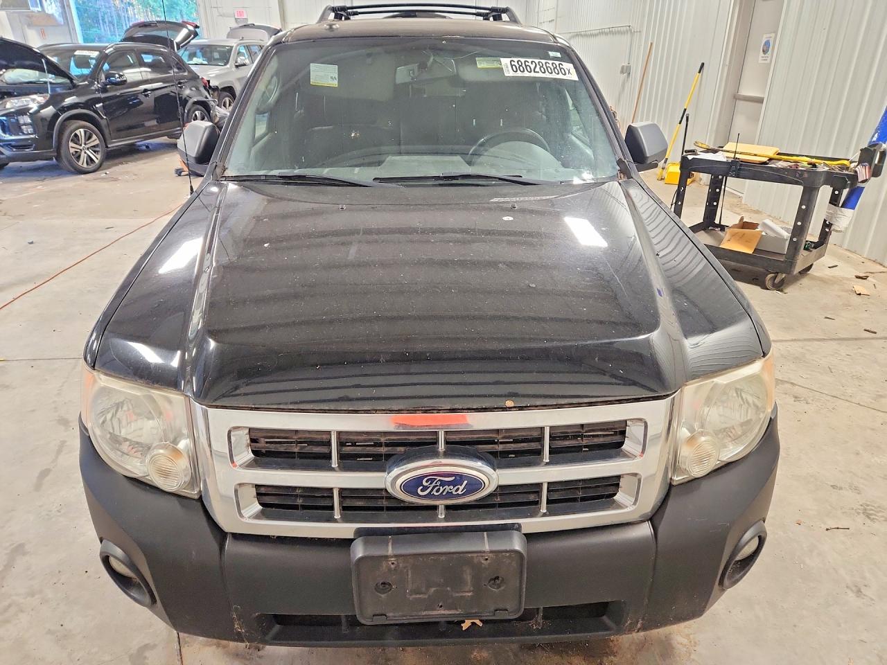 2010 Ford Escape Xlt Black vin: 1FMCU9D77AKB52839