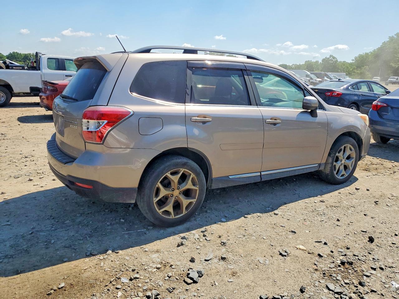 2015 Subaru Forester 2.5i Touring Brown vin: JF2SJAWC1FH461314