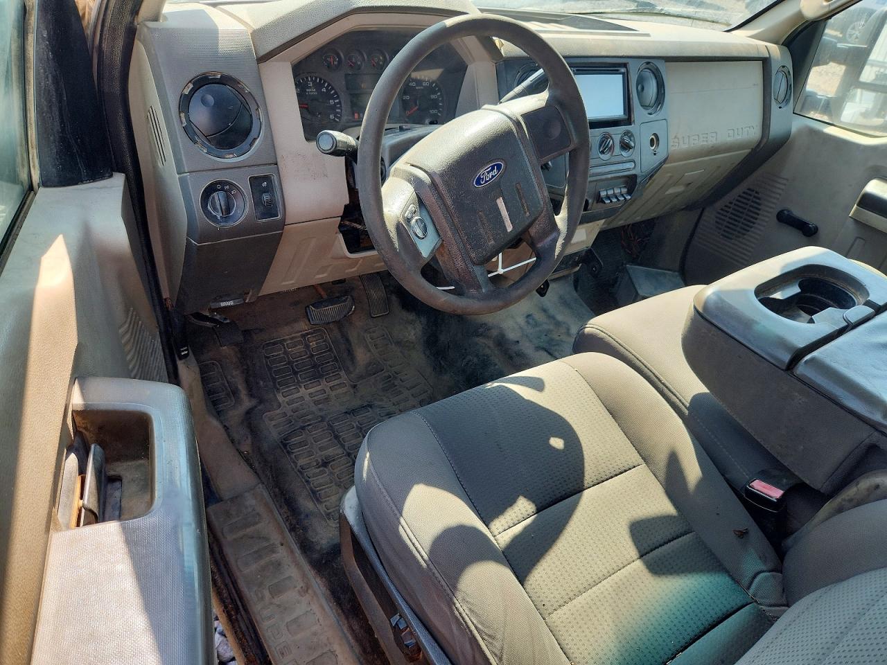 2009 Ford F350 Super Duty White vin: 1FDSW35599EA94212