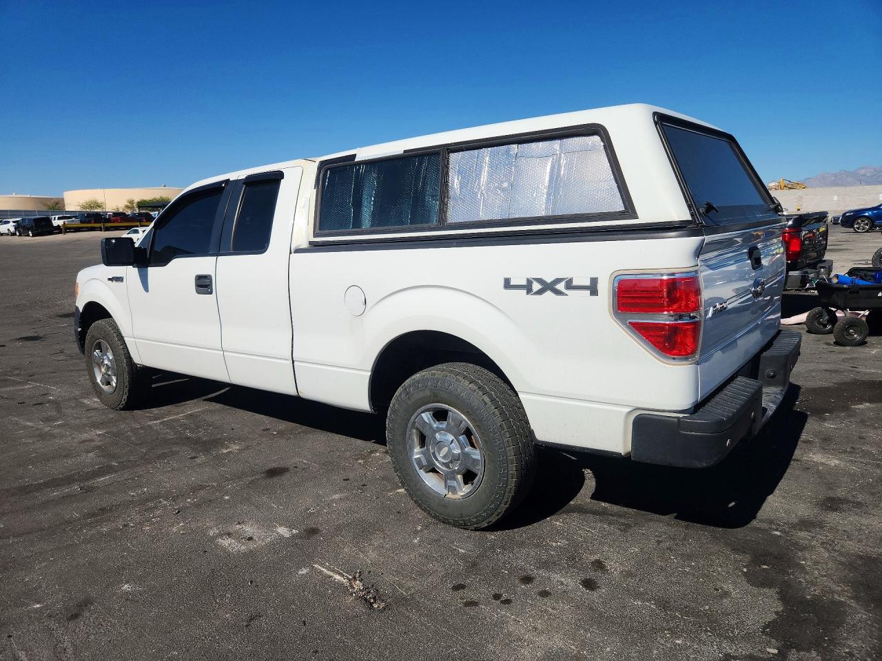 2013 Ford F150 Super Cab White vin: 1FTFX1EF4DKF16140
