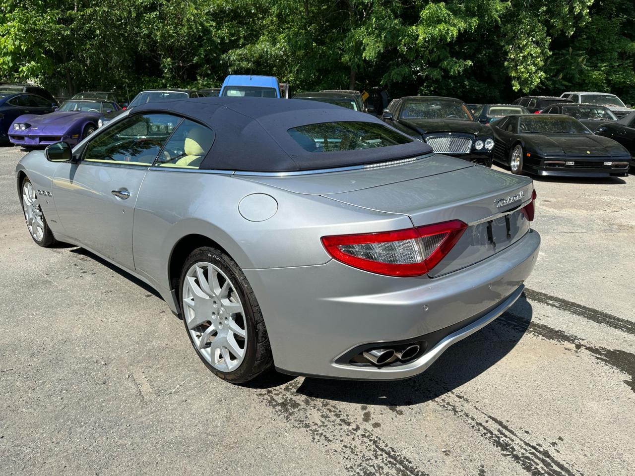 2010 Maserati Granturismo Gray vin: ZAM45KMA2A0051367