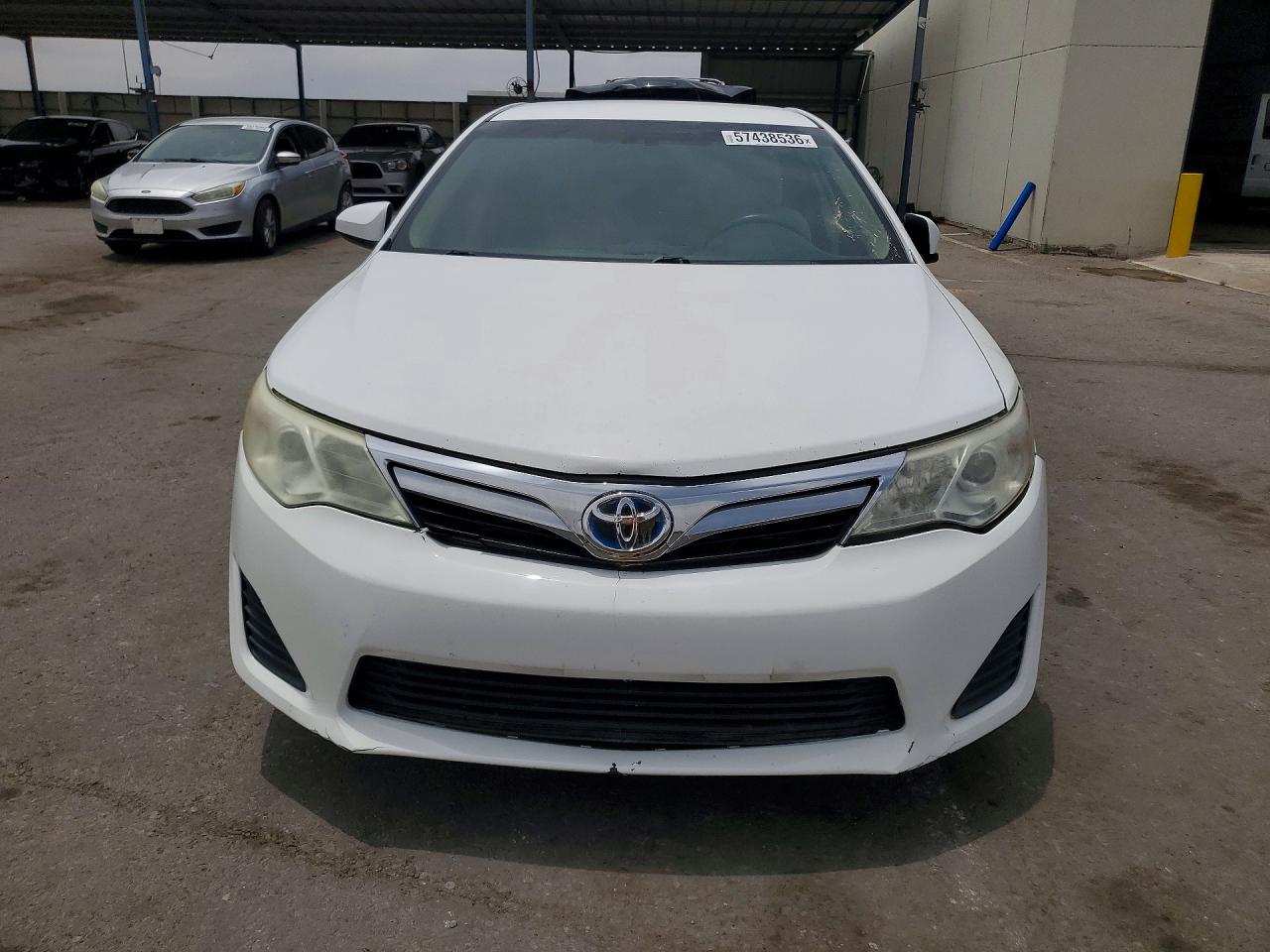 2014 Toyota Camry Hybrid Le White vin: 4T1BD1FK4EU108483
