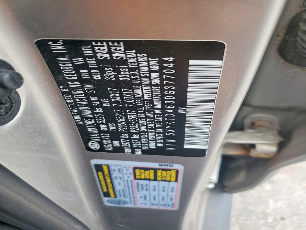2013 Kia Sorento Lx Серебряный vin: 5XYKTDA63DG377044