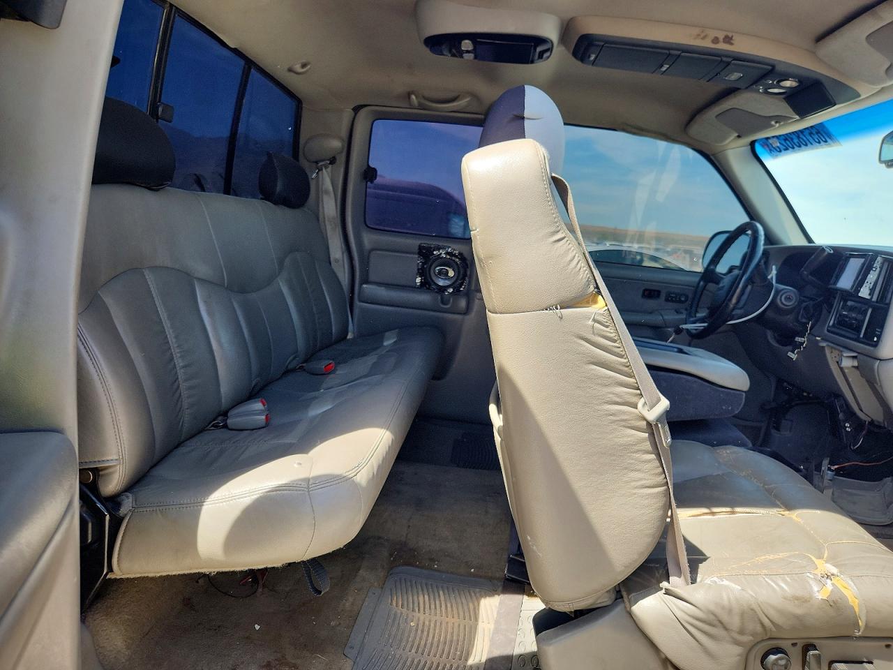 2001 Gmc New Sierra K1500 Burgundy vin: 1GTEK19T01E161634