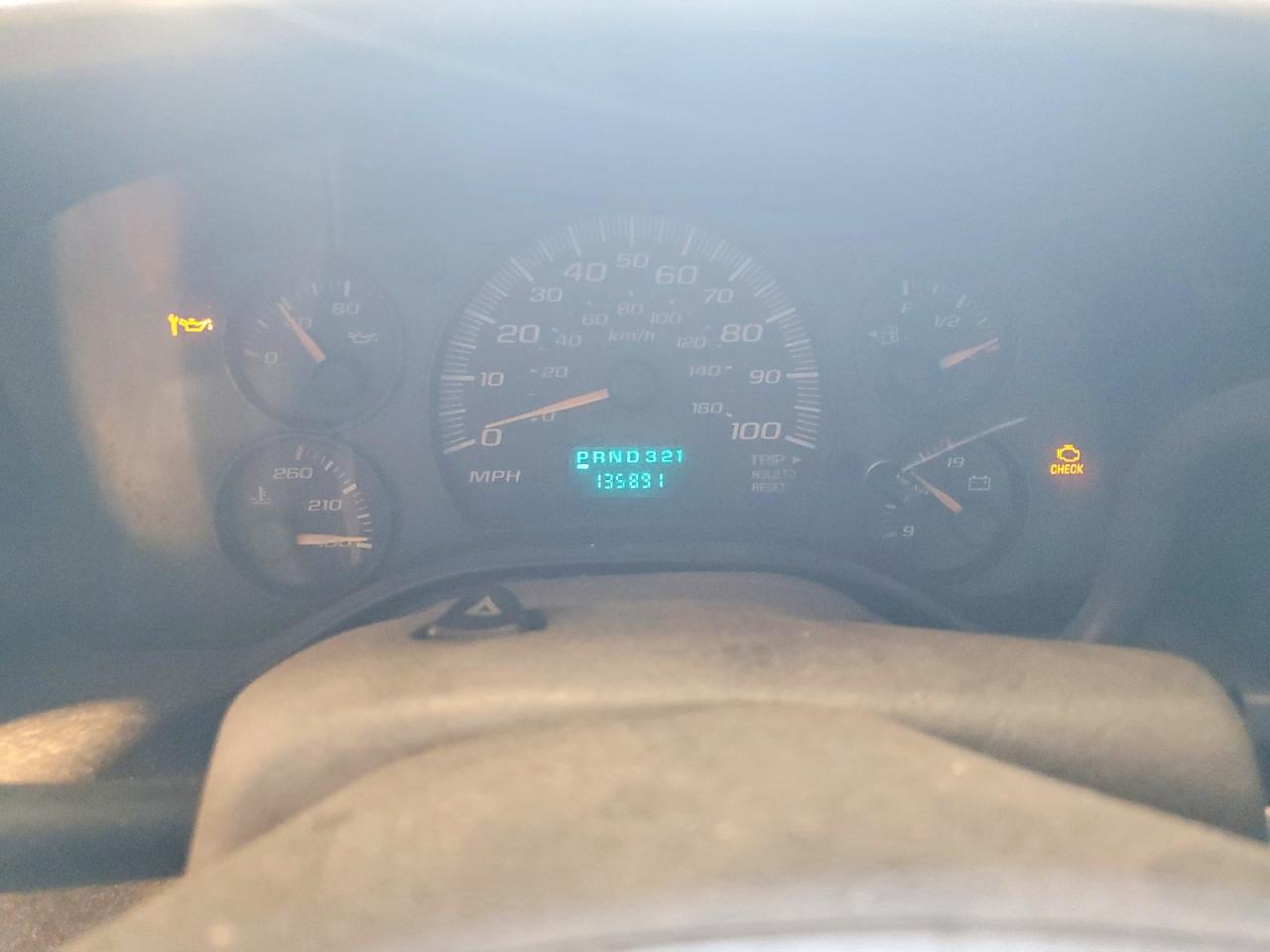 2006 Chevrolet Express G1500 White vin: 1GCFG15X661156824