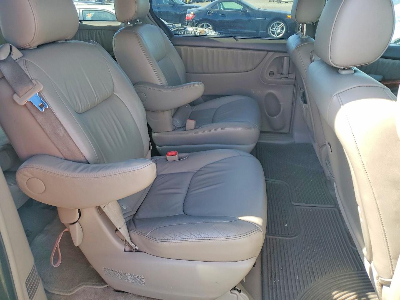 2006 Toyota Sienna Xle 7 Passenger Gold vin: 5TDBA22C36S070073