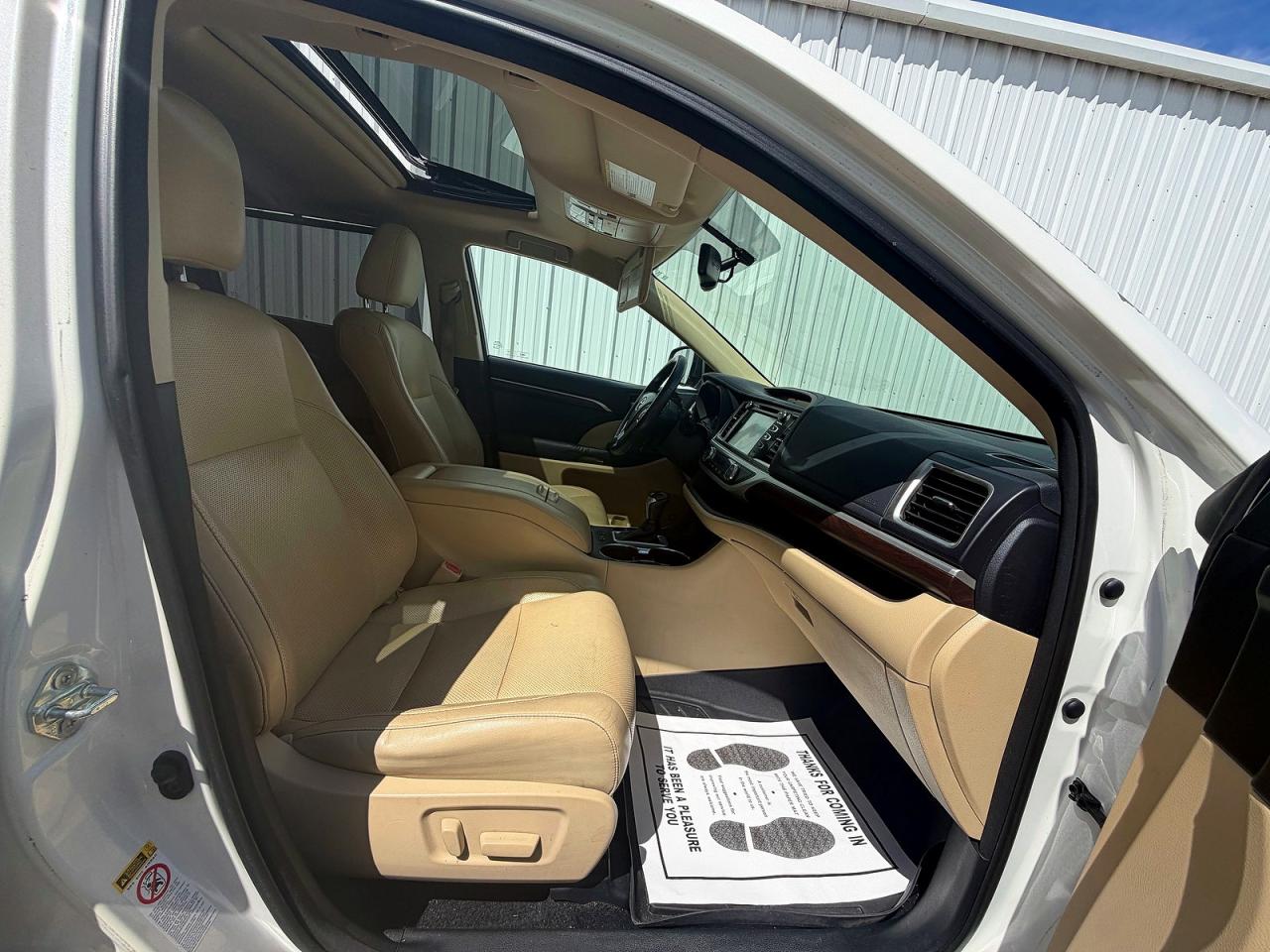 2014 Toyota Highlander Limited White vin: 5TDYKRFH0ES030103