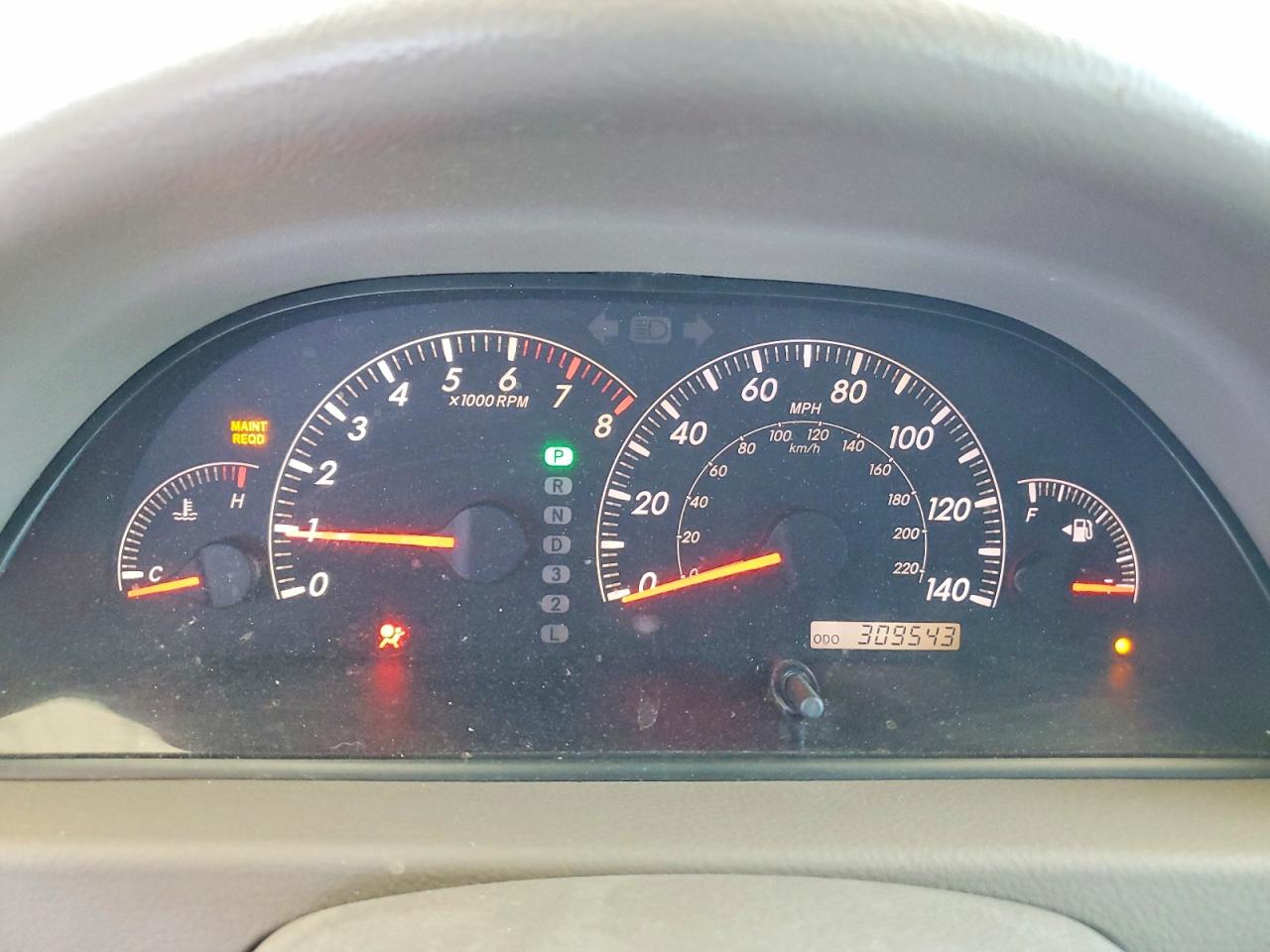 2005 Toyota Camry Le Темно-бордовый vin: 4T1BE32K85U062980