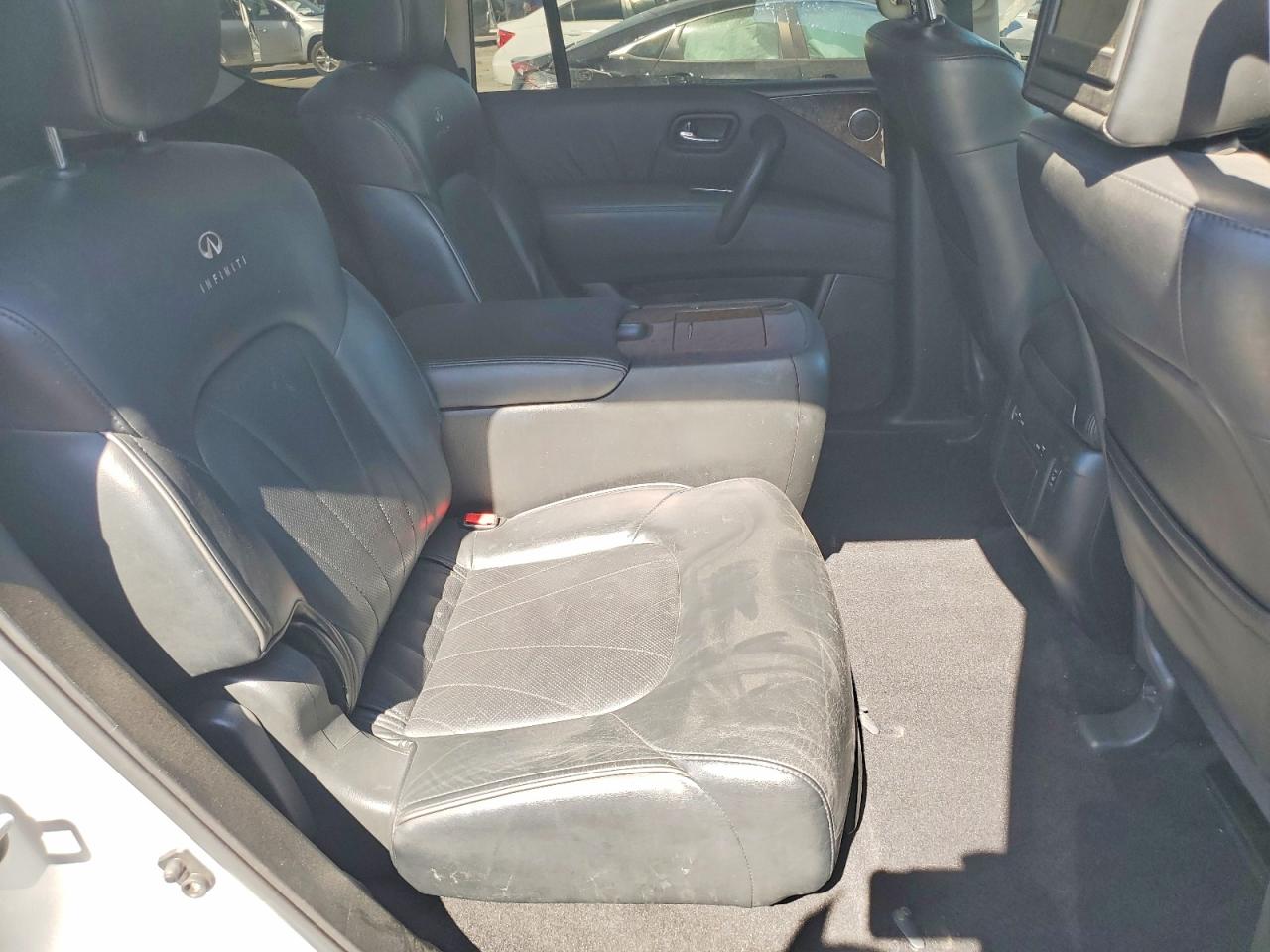 2012 Infiniti Qx56 Base Серебряный vin: JN8AZ2NF4C9516112