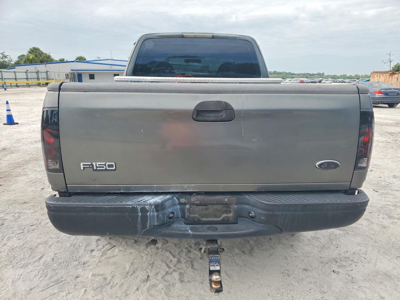 2002 Ford F150 Gray vin: 1FTRX18W42NB58994