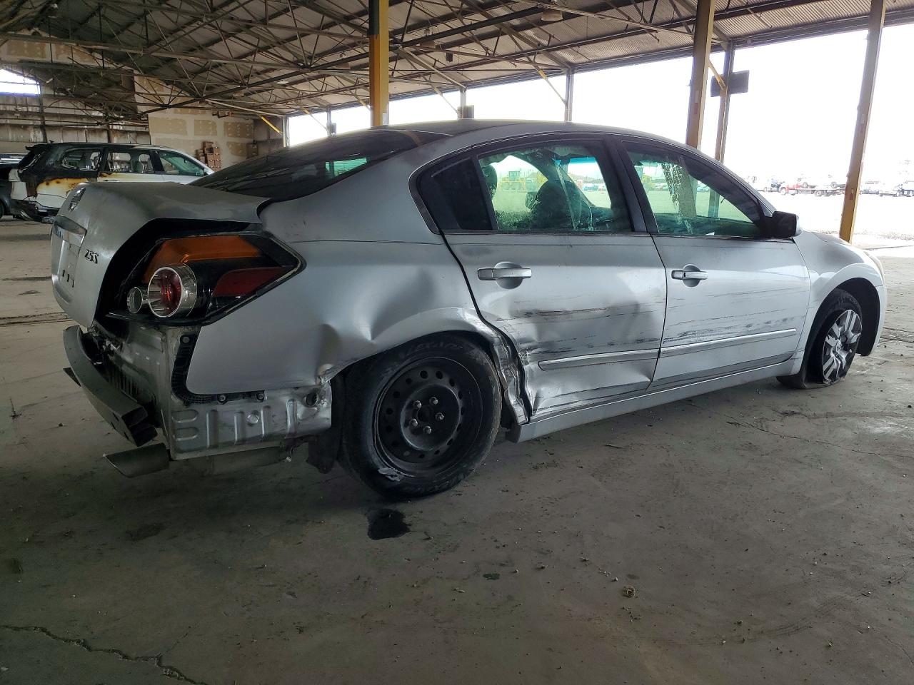 2010 Nissan Altima 2.5 Silver vin: 1N4AL2AP3AN447774