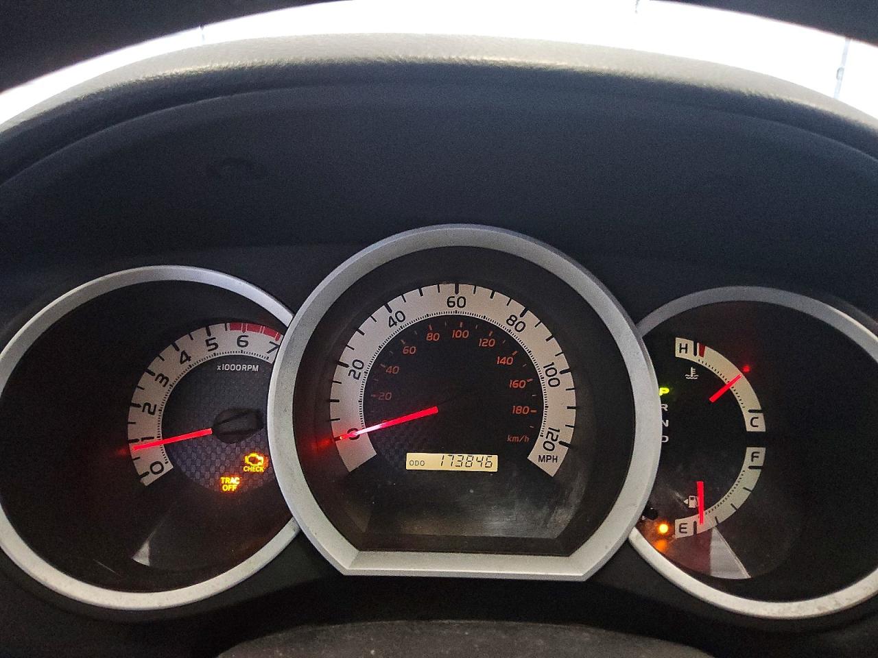 2014 Toyota Tacoma Base Белый vin: 5TFNX4CN8EX041183
