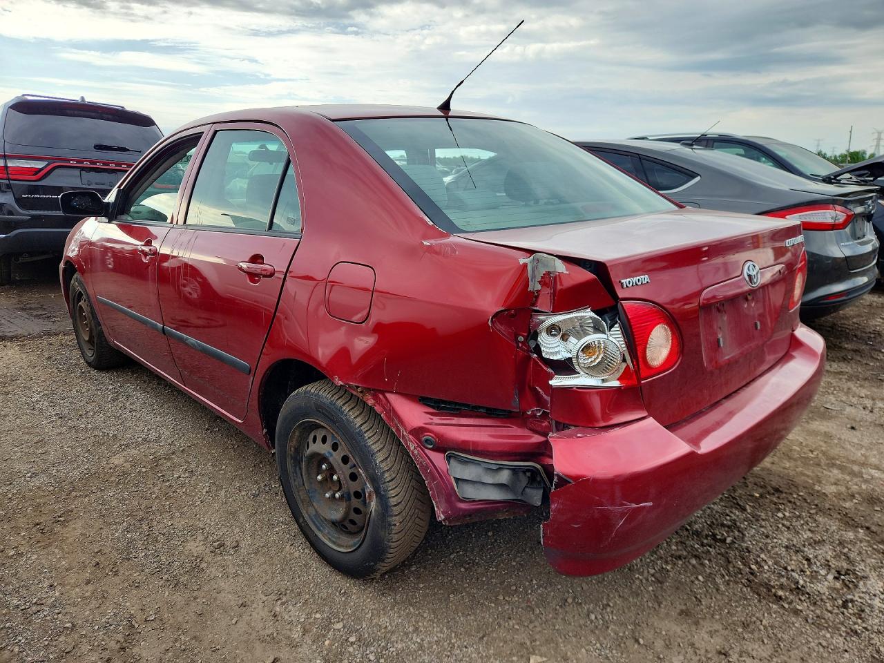 2007 Toyota Corolla Ce Red vin: 1NXBR32E87Z764816
