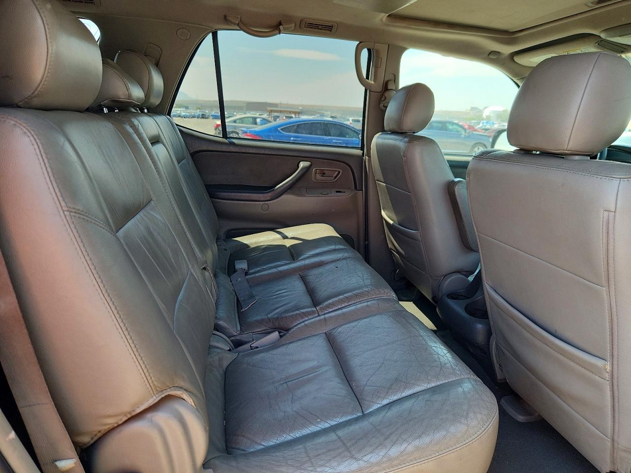 2006 Toyota Sequoia Sr5 Silver vin: 5TDBT44A06S260981