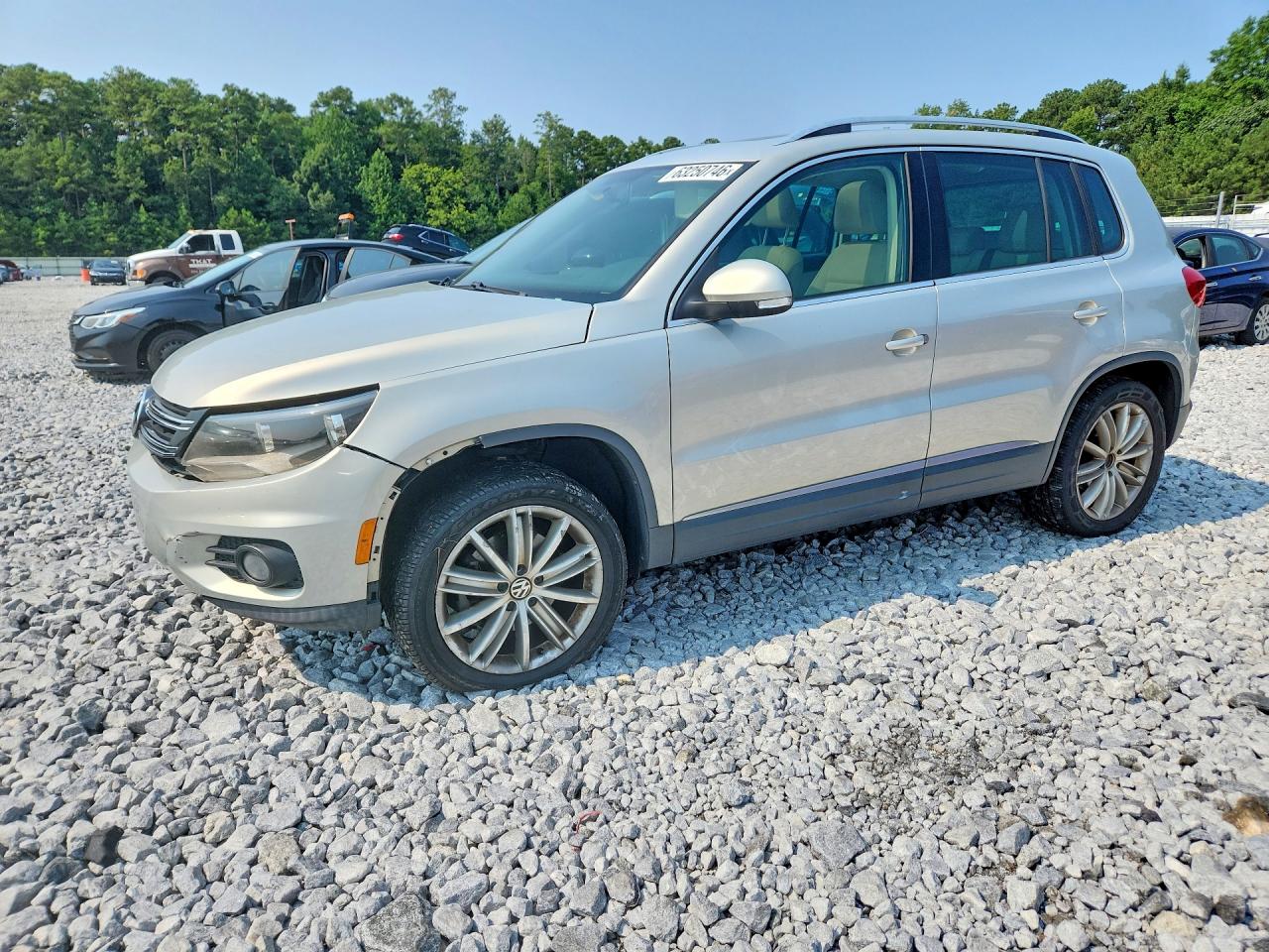 2012 Volkswagen Tiguan S Silver vin: WVGAV7AX0CW536955