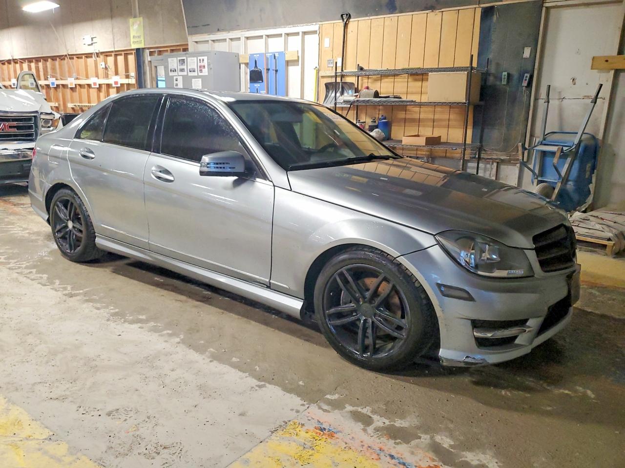 2012 Mercedes-benz C 300 4matic Gray vin: WDDGF8BB5CF908798