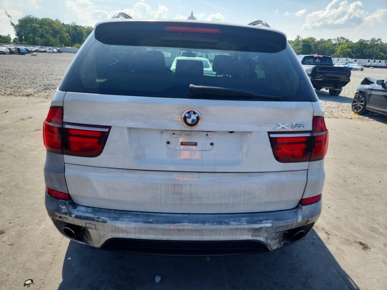 2013 Bmw X5 Xdrive35d White vin: 5UXZW0C54D0B91491