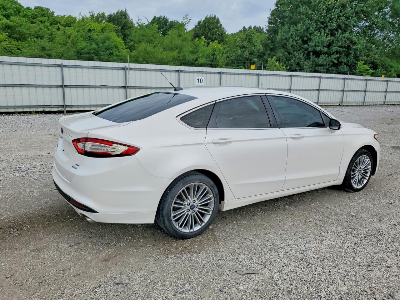 2014 Ford Fusion Se White vin: 3FA6P0HD8ER298548