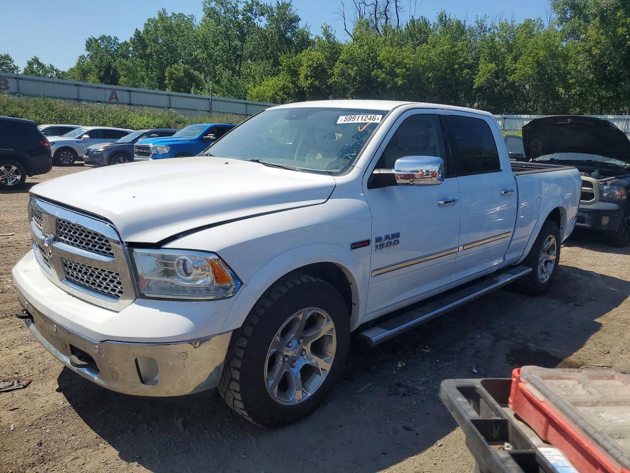 2015 Ram 1500 Laramie White vin: 1C6RR7VM7FS733927