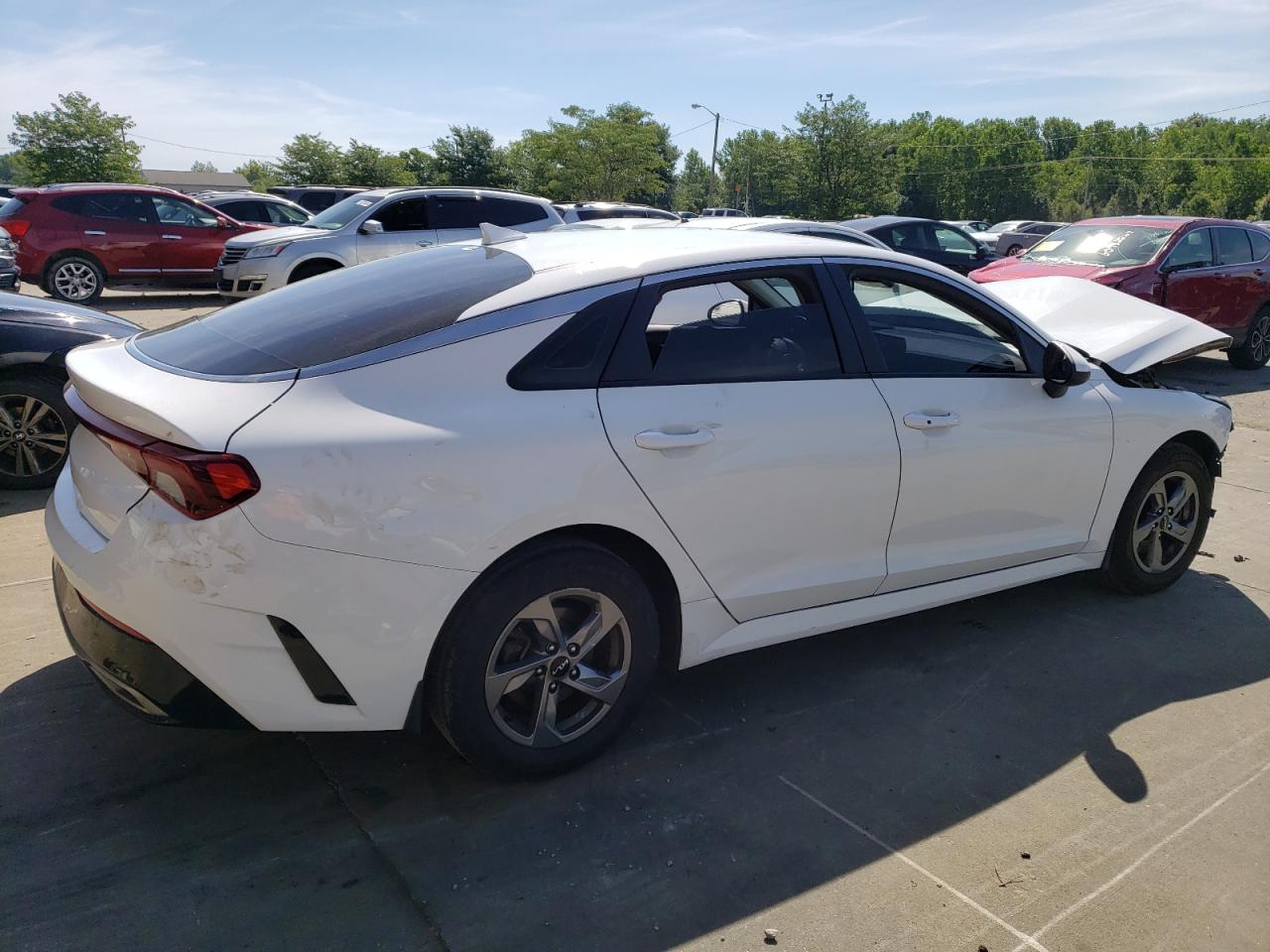 Price & History 2022 Kia K5 Lxs 1.6l 4 vin: 5XXG14J21NG136209