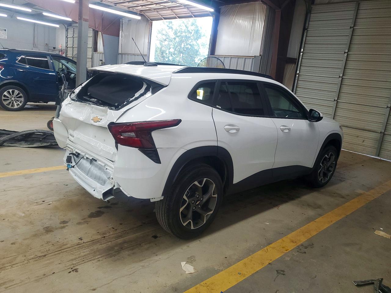 2025 Chevrolet Trax 1lt White vin: KL77LHEP2SC235265