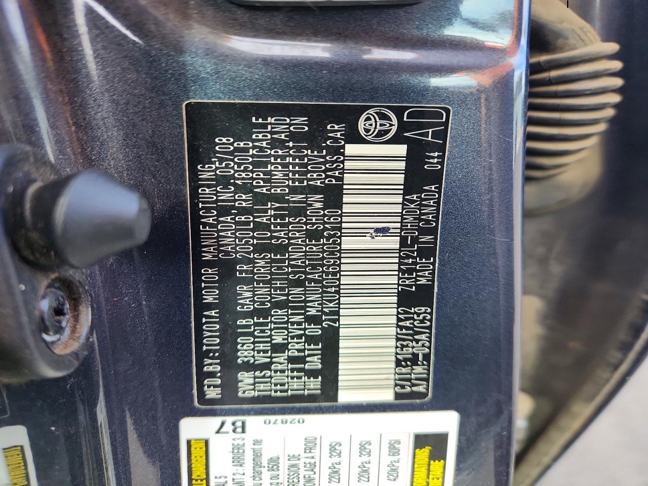 2009 Toyota Matrix Base Gray vin: 2T1KU40E69C053160