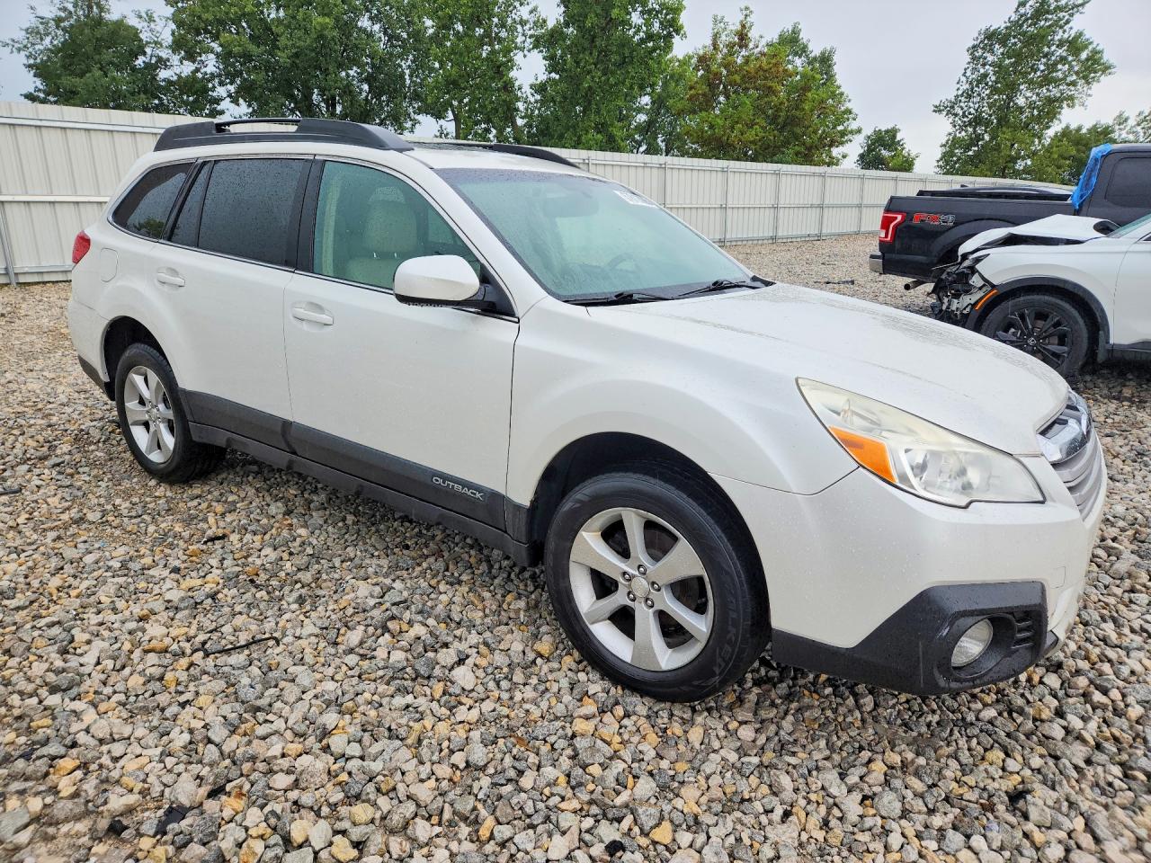 2013 Subaru Outback 2.5i Limited Белый vin: 4S4BRCPC1D3267812