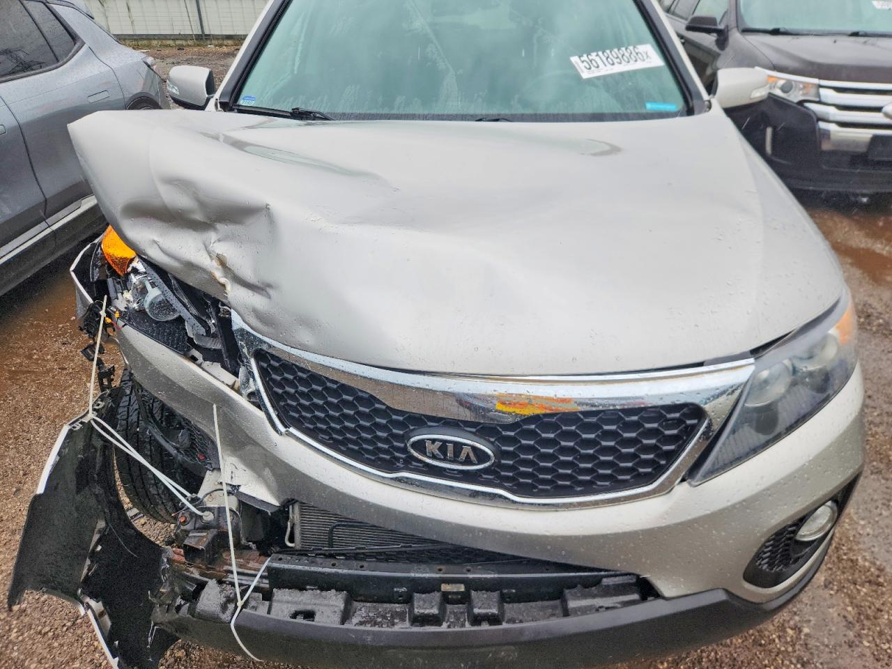 2013 Kia Sorento Lx Silver vin: 5XYKT4A60DG361481