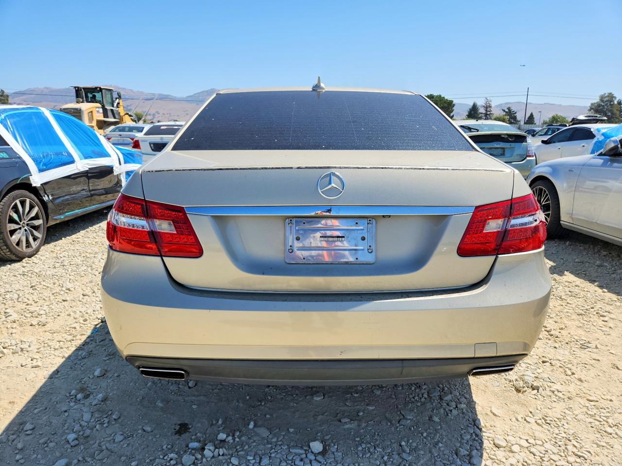 2011 Mercedes-benz E 350 Gold vin: WDDHF5GB4BA275024