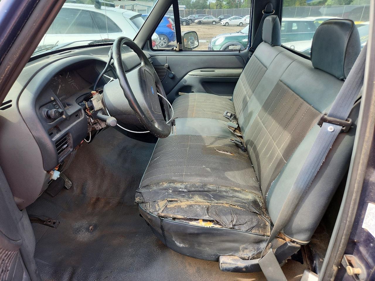 1993 Ford F150 Blue vin: 1FTEF15N5PNB08643