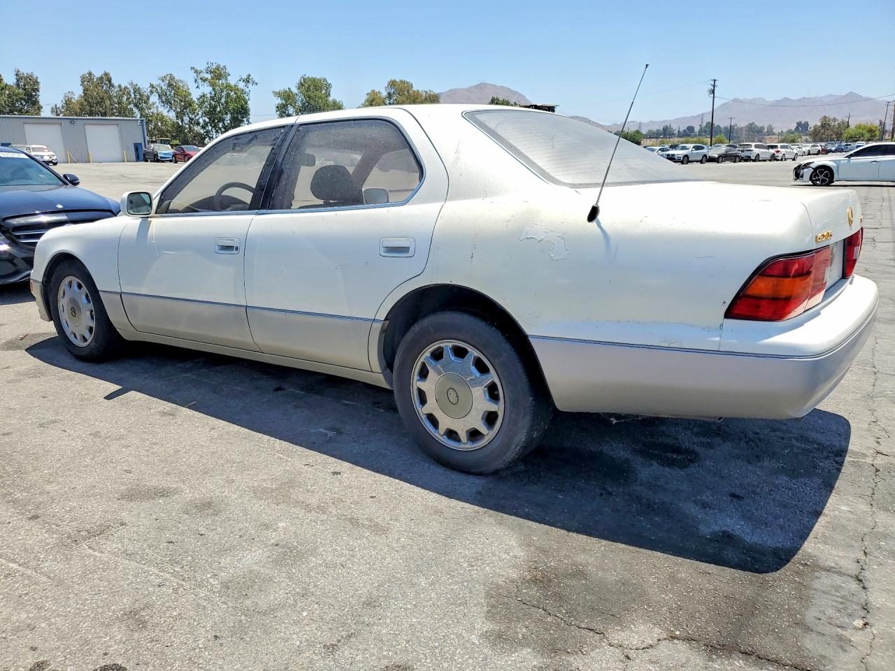 1996 Lexus Ls 400 White vin: JT8BH22F8T0036682