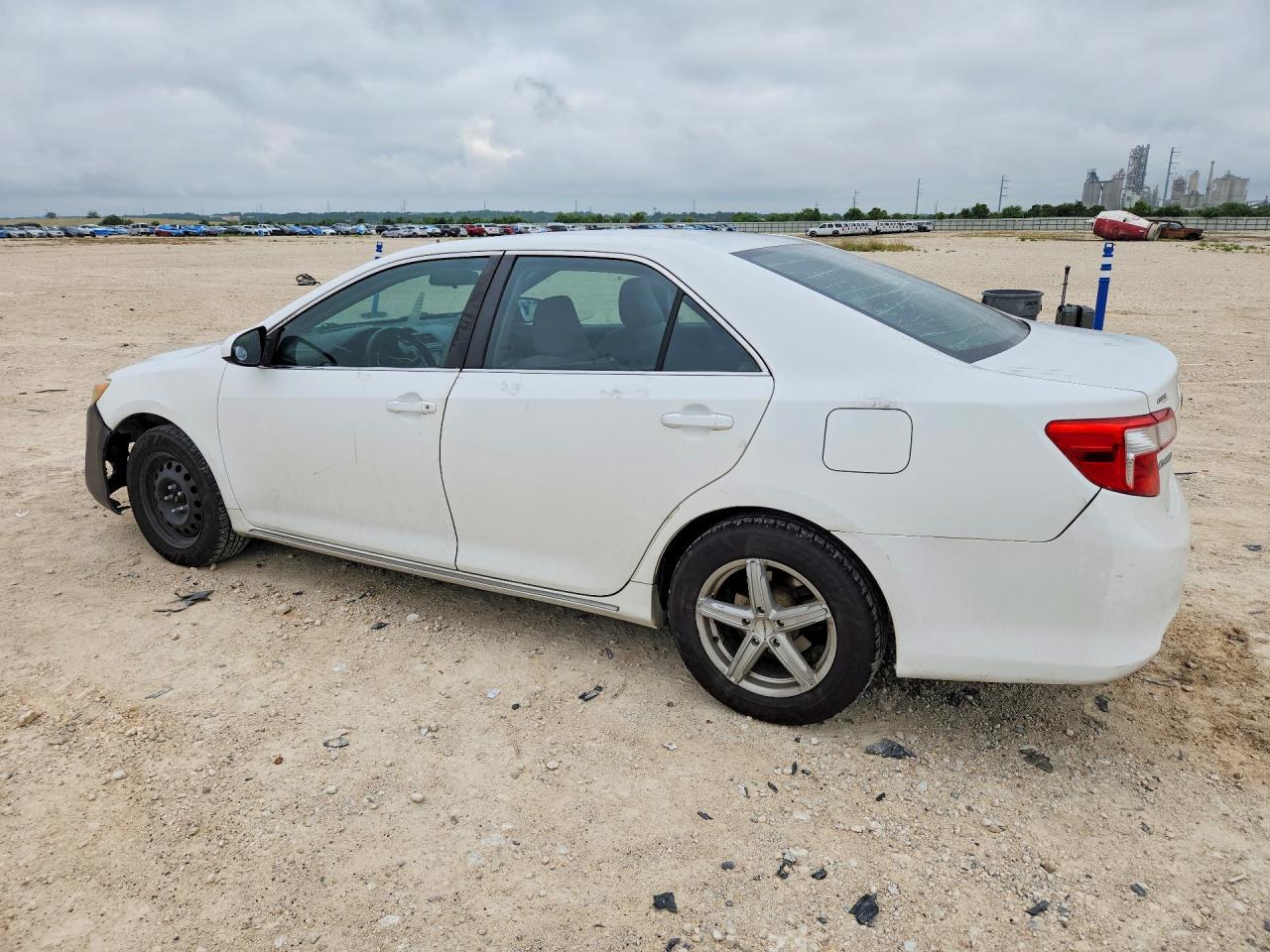 2012 Toyota Camry Le White vin: 4T1BF1FK4CU508941