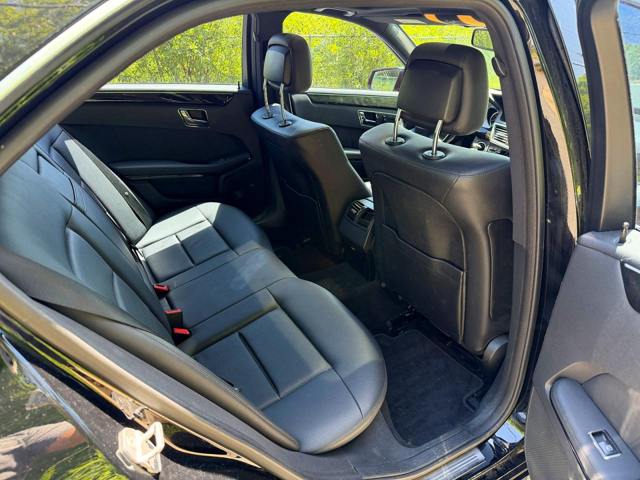 2011 Mercedes-benz E 350 4matic Черный vin: WDDHF8HB0BA325966