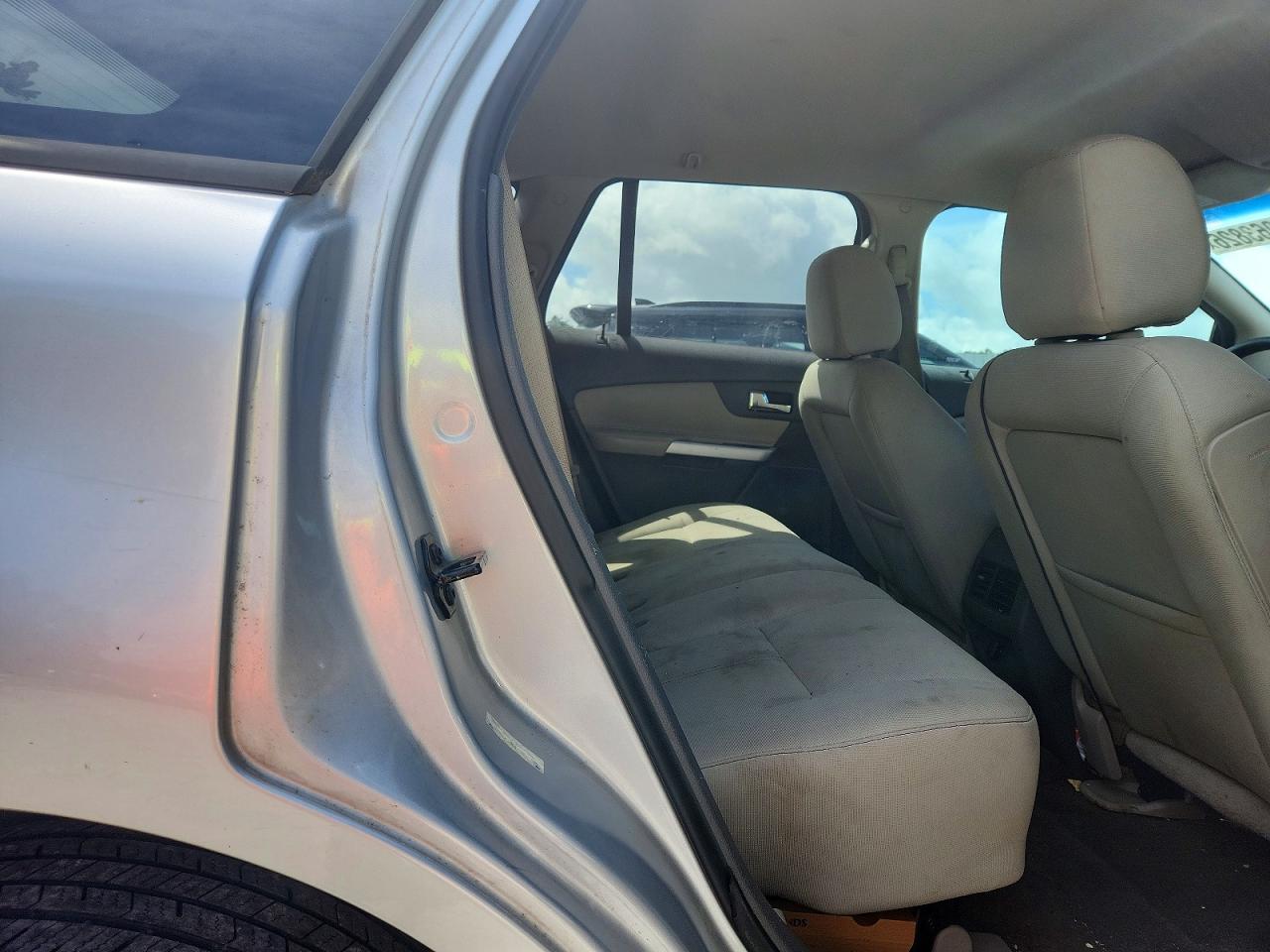 2013 Ford Edge Se Silver vin: 2FMDK3GCXDBB21180