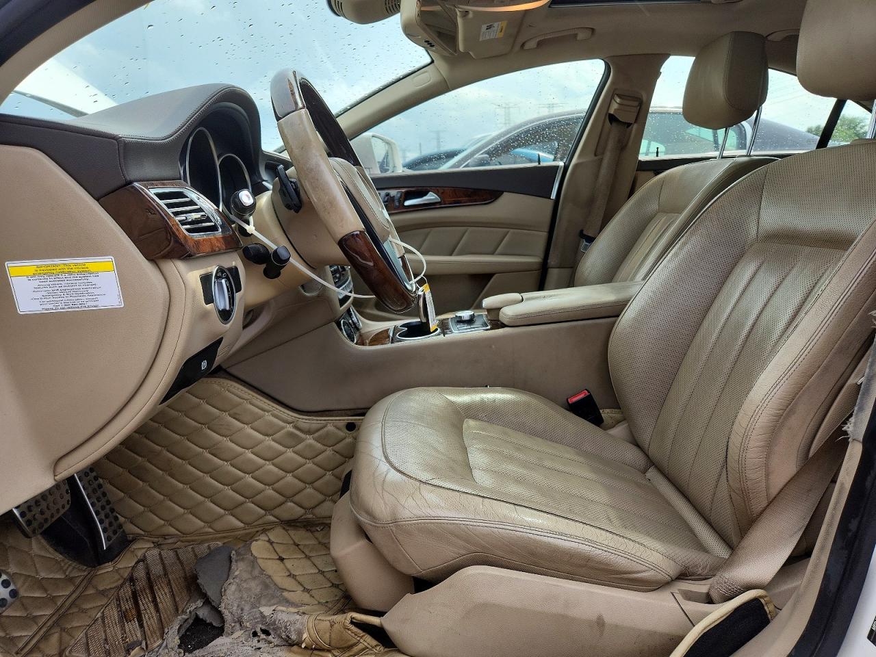 2014 Mercedes-benz Cls 550 4matic Белый vin: WDDLJ9BB1EA090067