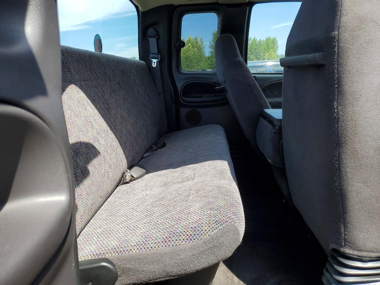 2001 Dodge Ram 1500 Темно-бордовый vin: 3B7HF13Z41G173129