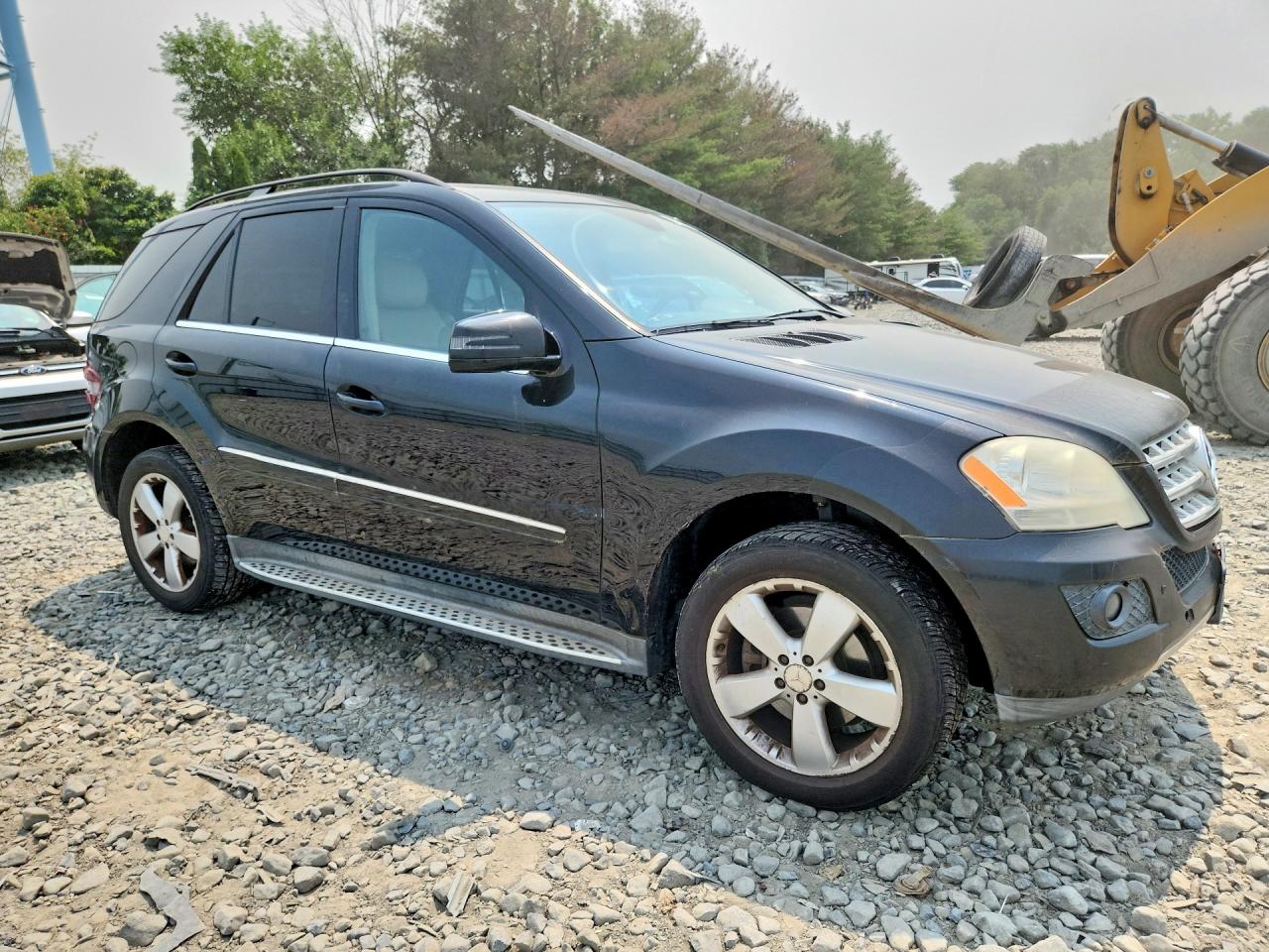 2011 Mercedes-benz Ml 350 4matic Black vin: 4JGBB8GB3BA631133