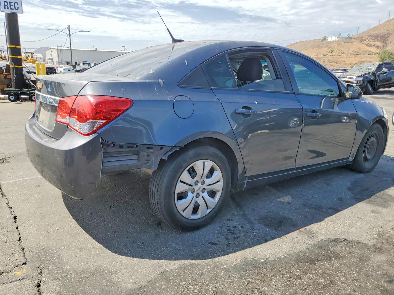 2013 Chevrolet Cruze Ls Gray vin: 1G1PA5SGXD7238916